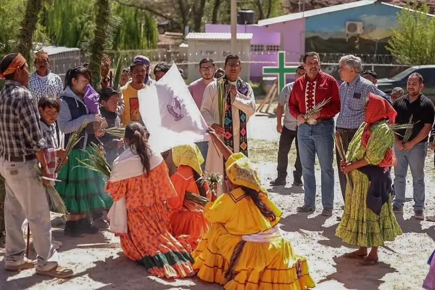 Celebra Cruz Pérez Cuéllar Días Santos con la comunidad rarámuri