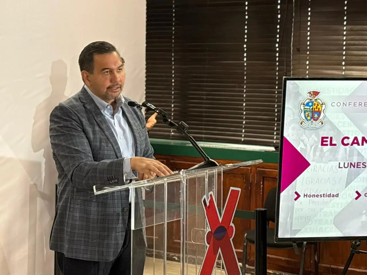 "Al platicar con los chihuahuenses, ellos me dicen sentirse abandonados": Cruz Pérez Cuéllar