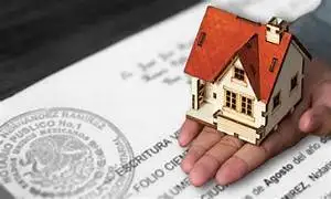 Impiden escrituración de lotes en Mura Residencial