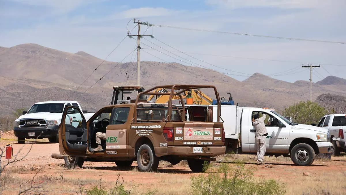 Aseguran toma clandestina en ducto de Pemex