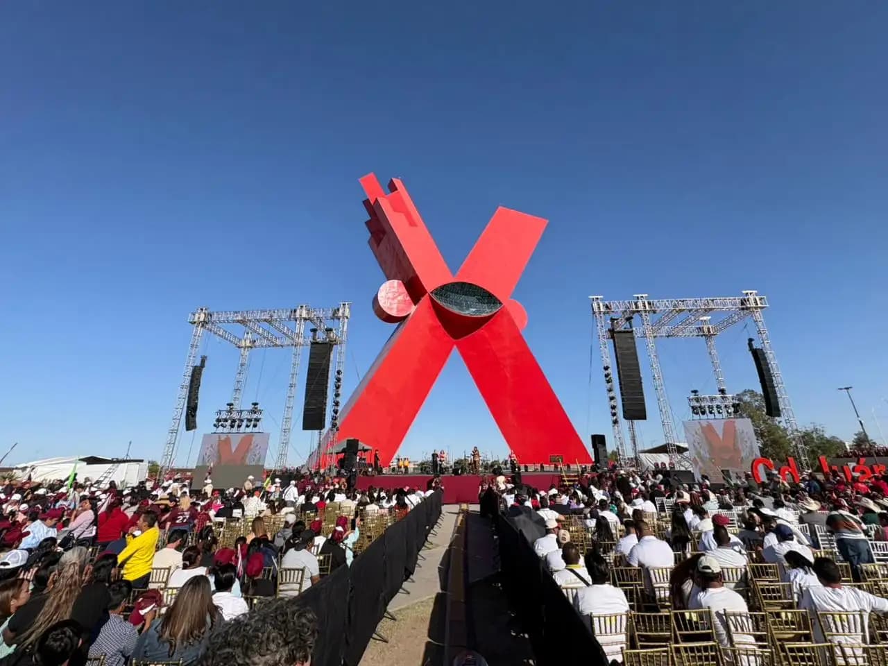 Juan Gabriel: uno de los ‘Compas de Cruz’