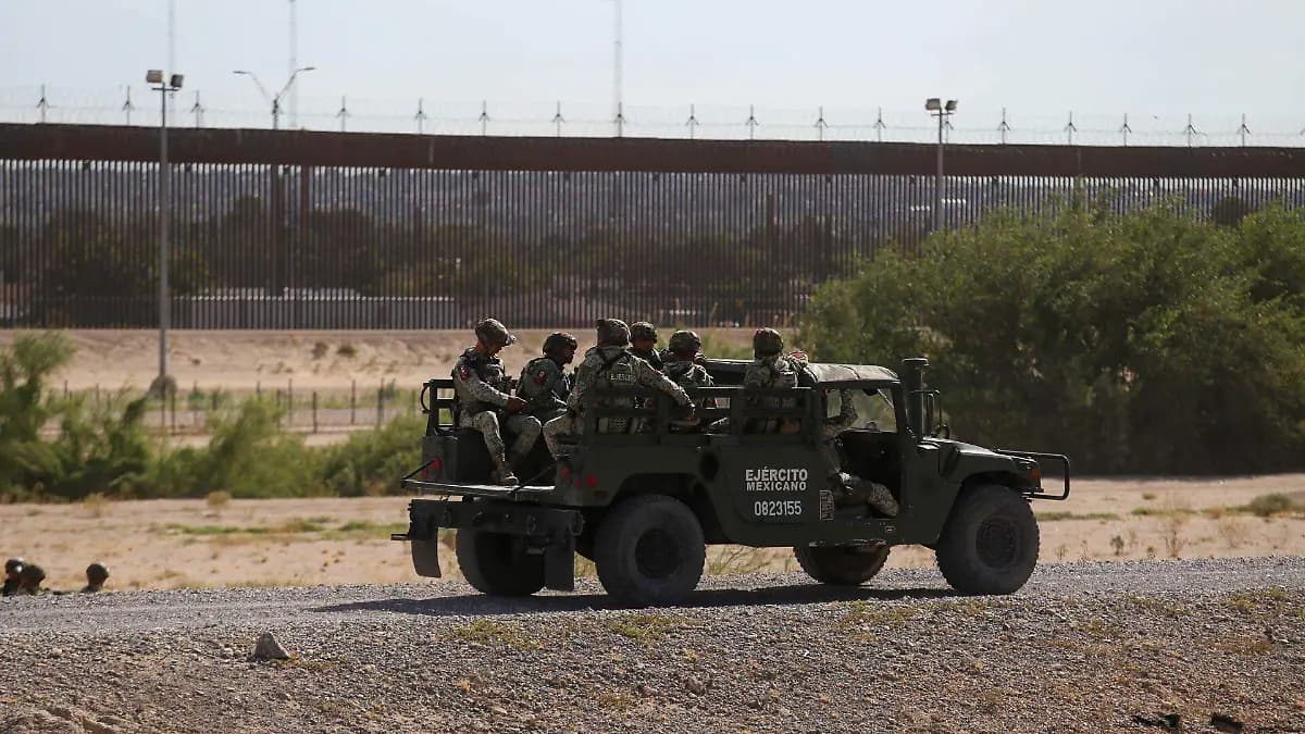 Derribo de drones en la frontera se coordinan con México, afirma la embajada de EU